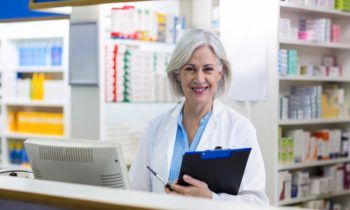 La importancia de tener una buena base de datos de clientes para tu farmacia