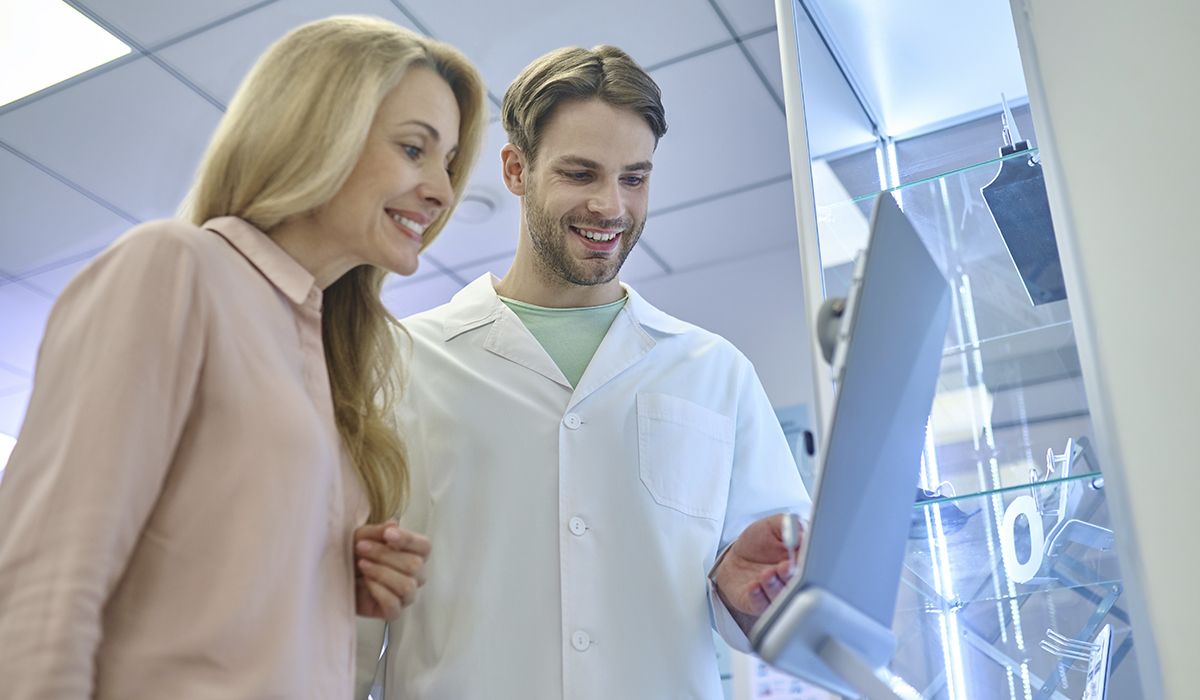 Beneficios de la IA en la farmacia y cómo aprovecharlos